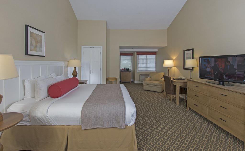The Westport Inn, An Ascend Hotel Collection Member Room photo