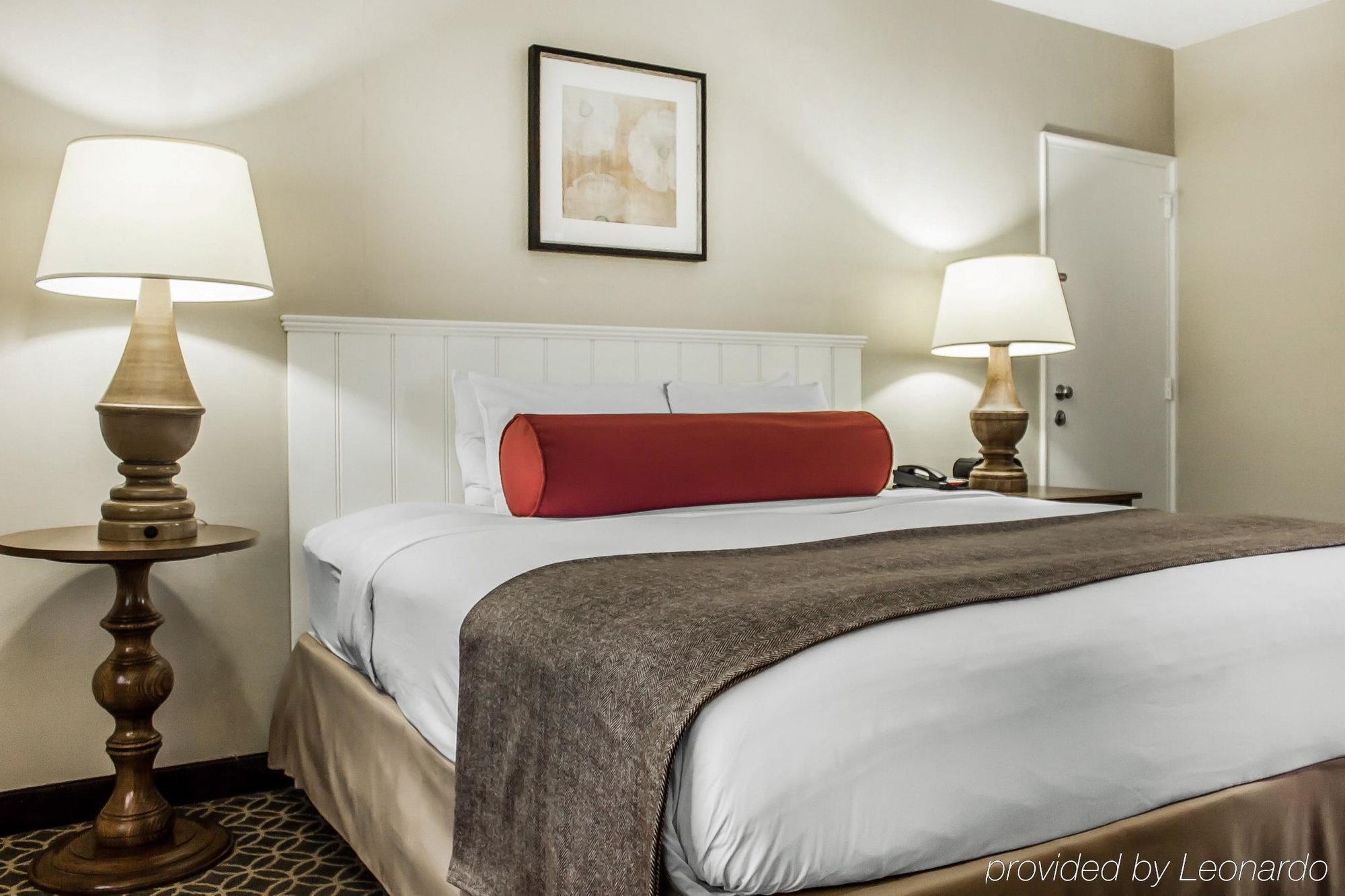 The Westport Inn, An Ascend Hotel Collection Member Exterior photo