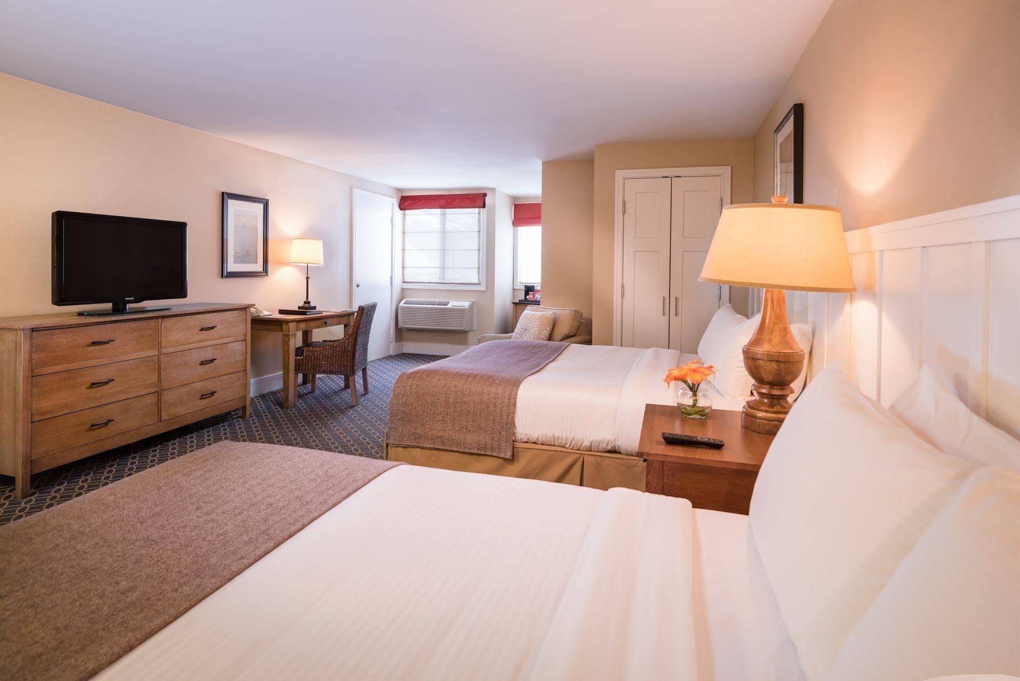 The Westport Inn, An Ascend Hotel Collection Member Exterior photo