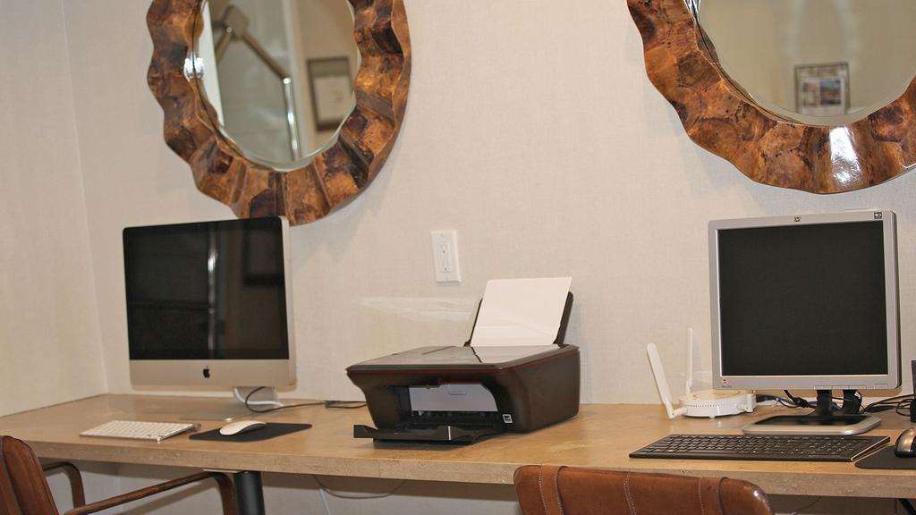 The Westport Inn, An Ascend Hotel Collection Member Facilities photo